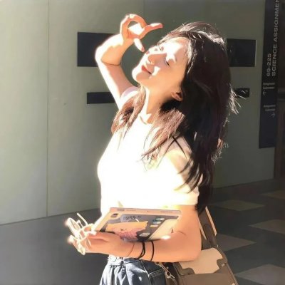 合租室友竟是真千金